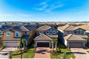 5 Bedrooms- 5,5 Bathrooms- Windsor 1836 Gd